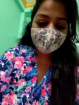 Snapshot of Monalisa_Singh chatting on 01/17/25, 05:19 Monalisa Singh online show from 01/17/25, 05:19