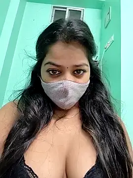 Snapshot of Monalisa_Singh chatting on 02/07/25, 05:51 Monalisa Singh online show from 02/07/25, 05:51
