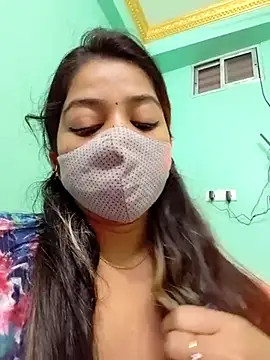 Snapshot of Monalisa_Singh chatting on 02/08/25, 07:04 Monalisa Singh online show from 02/08/25, 07:04