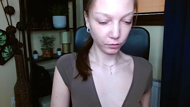 EmillyPlay online show from 03/16/26, 07:01