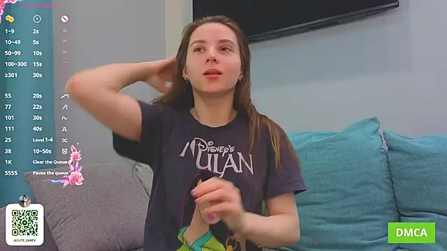 DonnaBurkee online show from 10/31/25, 04:57