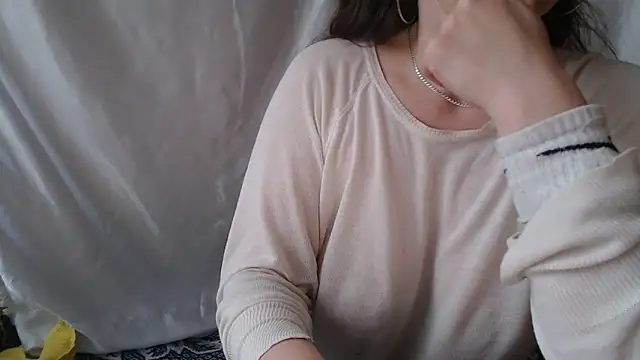 Burberrry  online show from 05/14/26, 03:19