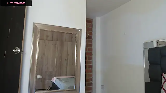 arenita  stone online show from 03/15/25, 10:55