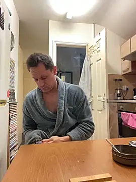 Yourhotboy 42 online show from 02/07/25, 06:56