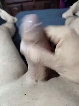 quierodarleche69 online show from 04/13/26, 02:06