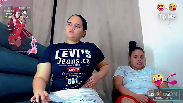 brunnette hot online show from 12/23/25, 10:35