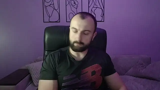 brindlefly6969 online show from 12/17/25, 11:27