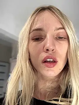 Adelina0001 online show from 12/05/24, 05:04