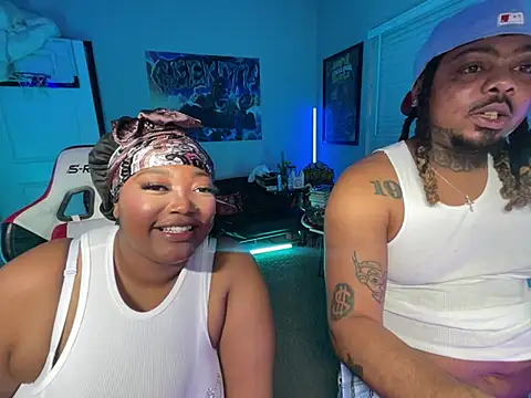 4EVAGLACIERS online show from 04/18/26, 05:22