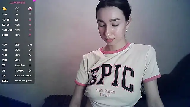 ElizaSwon online show from 02/08/25, 05:08