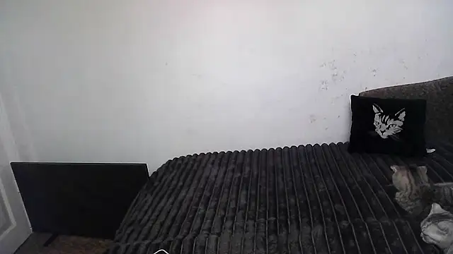 ElizaSwon online show from 09/12/25, 01:44