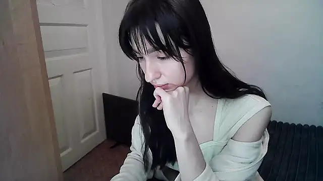 ElizaSwon online show from 09/13/25, 03:12