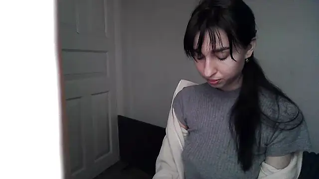 ElizaSwon online show from 09/24/25, 02:42