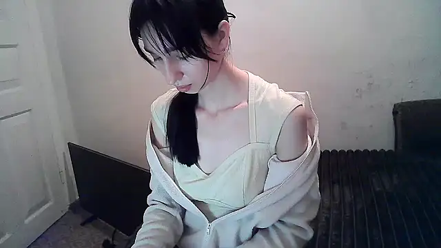 ElizaSwon online show from 10/05/25, 03:10