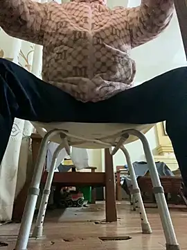 Snapshot of ntl_123 chatting on 02/10/25, 05:52 ntl 123 online show from 02/10/25, 05:52