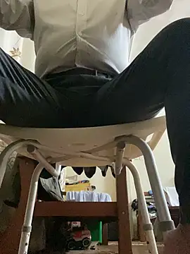 Snapshot of ntl_123 chatting on 03/04/25, 05:24 ntl 123 online show from 03/04/25, 05:24