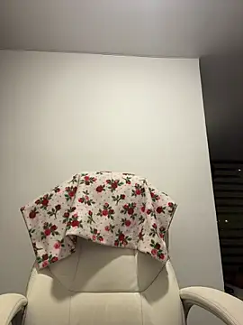 pamell col online show from 11/13/25, 02:10