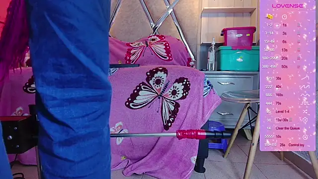 puca ebony online show from 03/03/25, 12:37