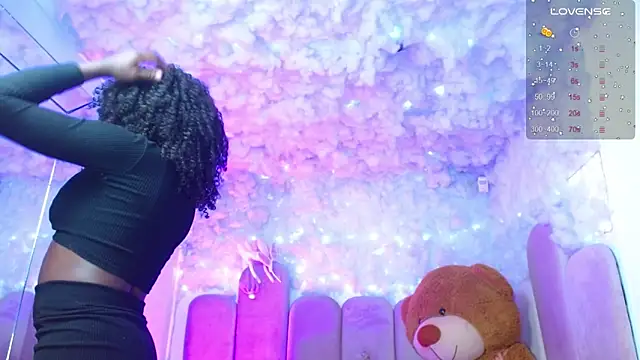 puca ebony online show from 11/21/25, 07:34