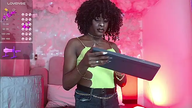 puca ebony online show from 05/07/26, 05:07