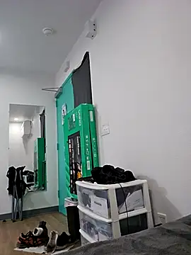 Iliketocooksquirt25 online show from 10/05/25, 04:22