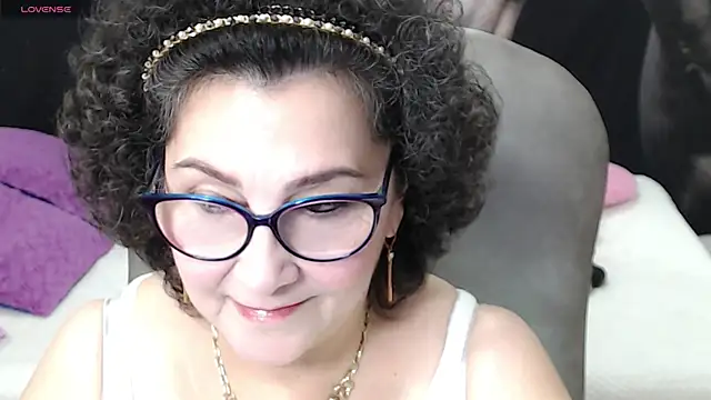 cataleya mom online show from 03/02/25, 12:20