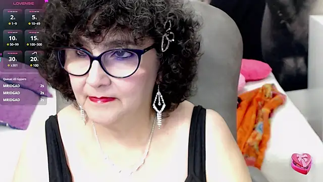 cataleya mom online show from 03/17/25, 03:36