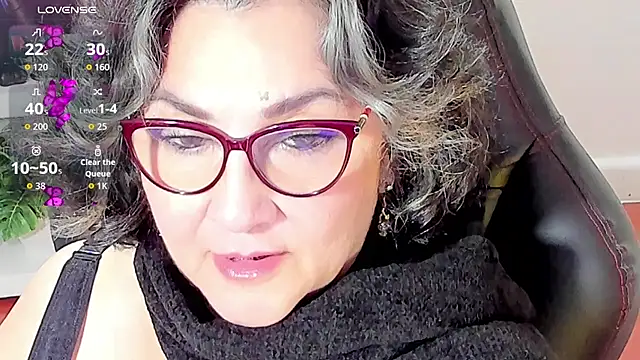 cataleya mom online show from 10/23/25, 10:25