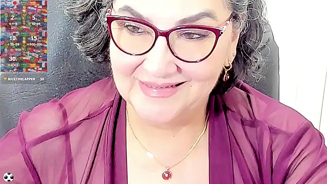 Snapshot of cataleya_mom chatting on 07/05/26, 04:19 cataleya mom online show from 07/05/26, 04:19