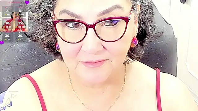 Snapshot of cataleya_mom chatting on 07/21/26, 04:15 cataleya mom online show from 07/21/26, 04:15