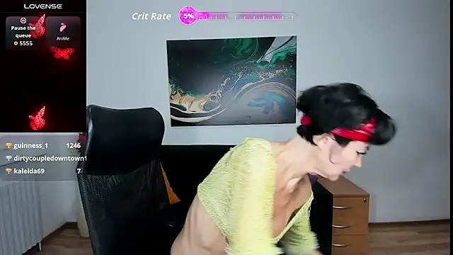 Silvia Wallec online show from 11/02/25, 06:10