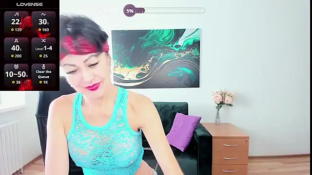 Silvia Wallec online show from 11/06/25, 06:36