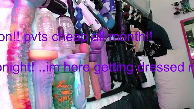 famousALYX online show from 02/08/26, 07:56