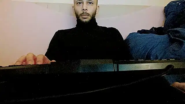 henryaxe online show from 02/21/25, 09:43