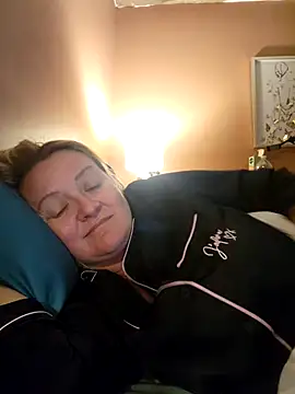 lady charlyne online show from 03/04/25, 08:16