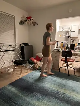 Snapshot of ketarisenup chatting on 09/21/25, 01:40 ketarisenup online show from 09/21/25, 01:40