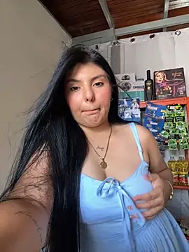 bella isabela online show from 10/07/25, 08:06