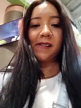 alexa pariss online show from 02/28/26, 08:21