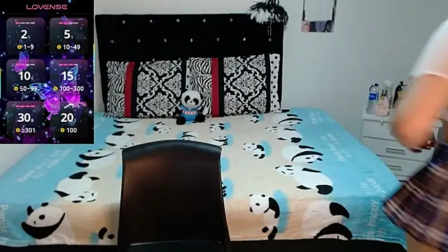 Snapshot of soniafuckboobs chatting on 02/04/26, 12:33 soniafuckboobs online show from 02/04/26, 12:33