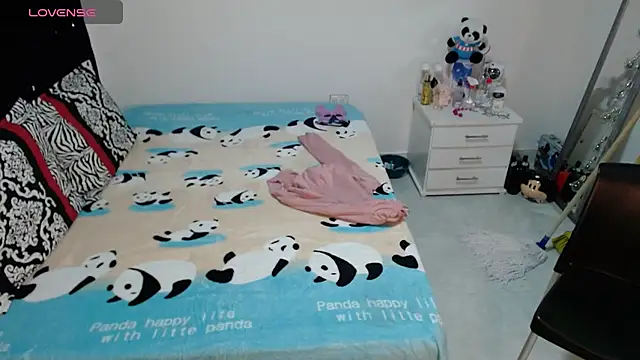 Snapshot of soniafuckboobs chatting on 02/18/26, 12:23 soniafuckboobs online show from 02/18/26, 12:23