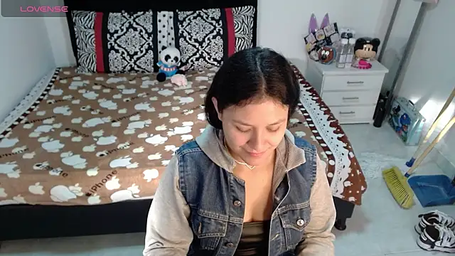 Snapshot of soniafuckboobs chatting on 03/05/26, 12:23 soniafuckboobs online show from 03/05/26, 12:23