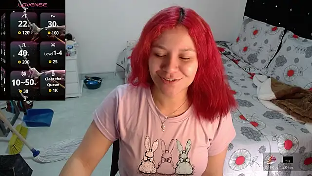 Snapshot of soniafuckboobs chatting on 05/15/26, 12:23 soniafuckboobs online show from 05/15/26, 12:23