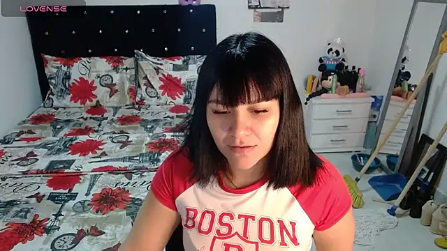 Snapshot of soniafuckboobs chatting on 07/07/26, 12:20 soniafuckboobs online show from 07/07/26, 12:20