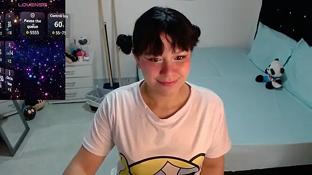 Snapshot of soniafuckboobs chatting on 07/21/26, 01:02 soniafuckboobs online show from 07/21/26, 01:02