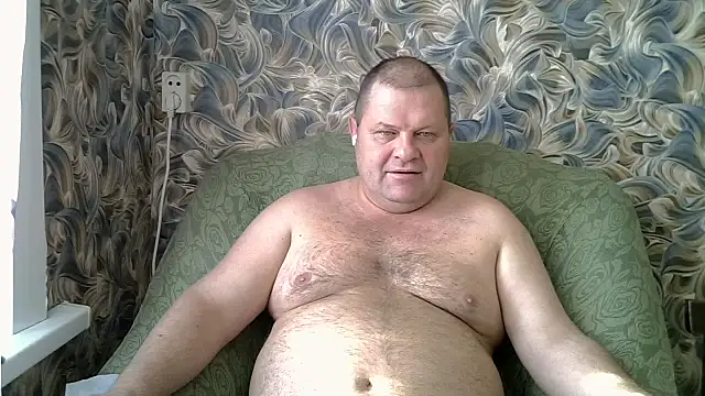 Snapshot of Nilola6 chatting on 12/15/25, 04:39 Nilola6 online show from 12/15/25, 04:39