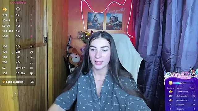 Snapshot of Fiery_Brunette_ chatting on 12/26/24, 09:04 Fiery Brunette online show from 12/26/24, 09:04