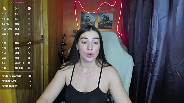 Snapshot of Fiery_Brunette_ chatting on 12/30/24, 07:32 Fiery Brunette online show from 12/30/24, 07:32