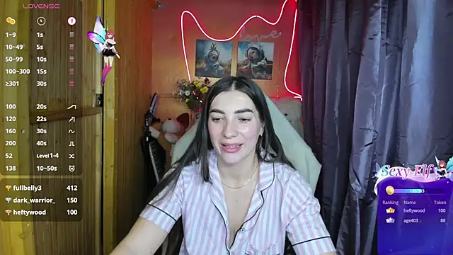 Snapshot of Fiery_Brunette_ chatting on 01/03/25, 02:08 Fiery Brunette online show from 01/03/25, 02:08