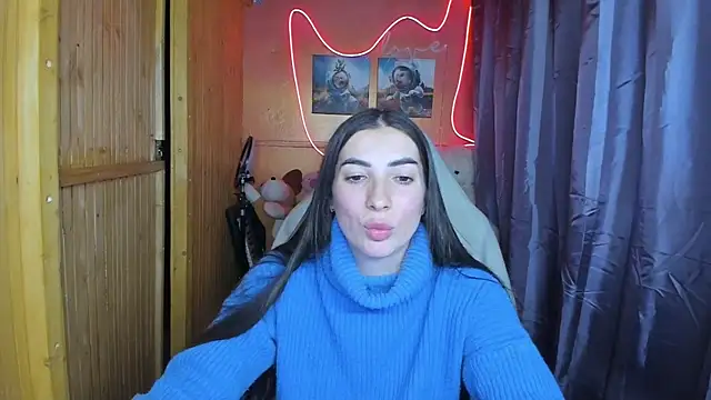 Snapshot of Fiery_Brunette_ chatting on 02/04/25, 02:43 Fiery Brunette online show from 02/04/25, 02:43