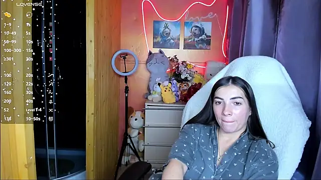 Snapshot of Fiery_Brunette_ chatting on 09/26/25, 11:58 Fiery Brunette online show from 09/26/25, 11:58